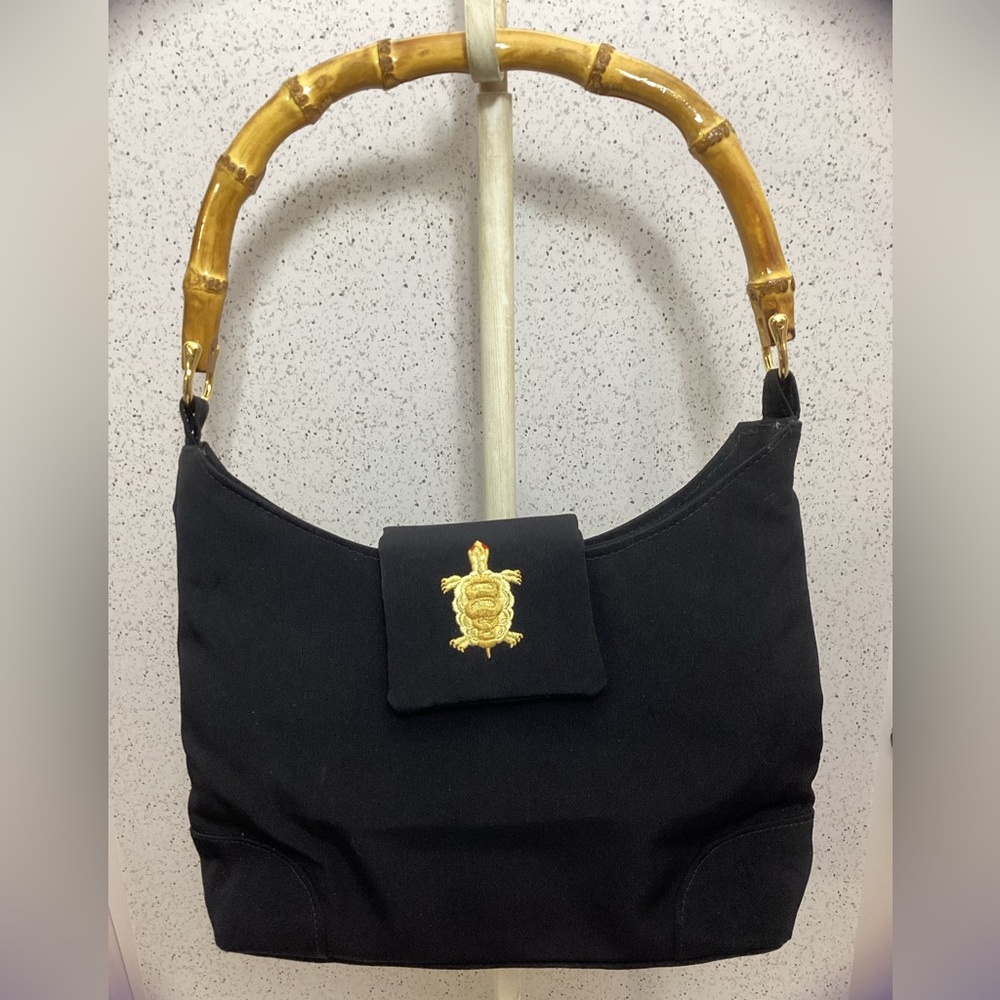 Vintage handbag with embroidered turtle